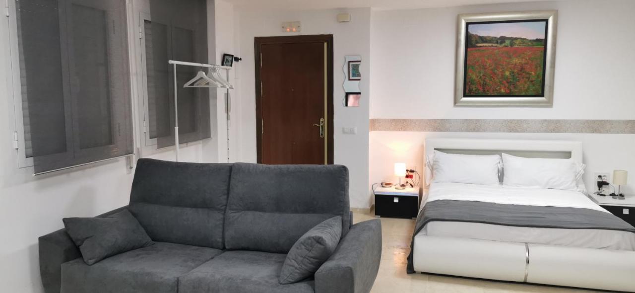 Apartamentos Porvera Jerez Centro Jerez de la Frontera Exterior foto